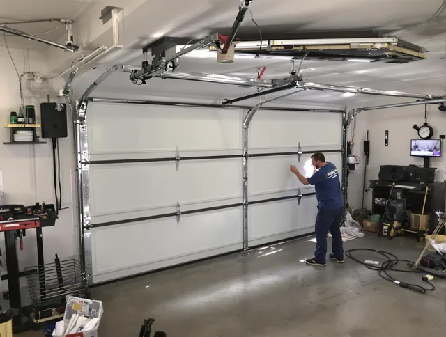 Professional garage door repair service by Alafaya Garage Door Repair in Alafaya